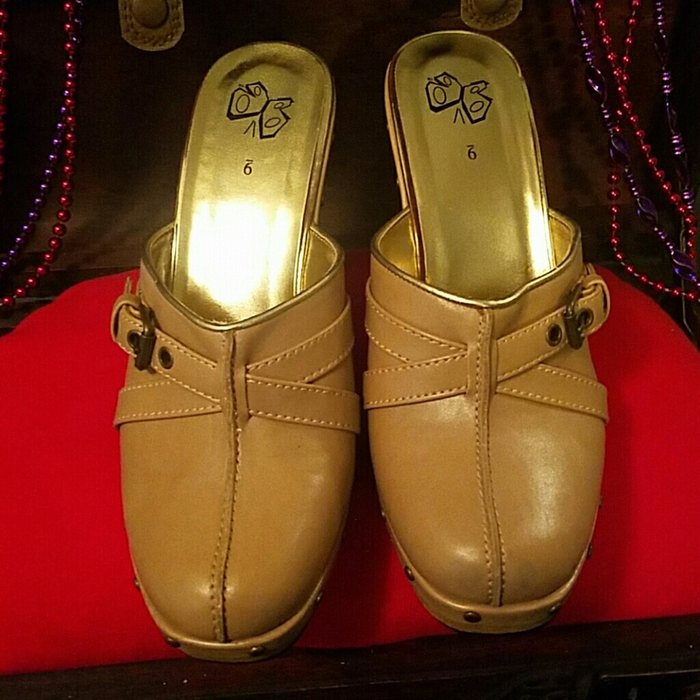 Brand New CB Clogs